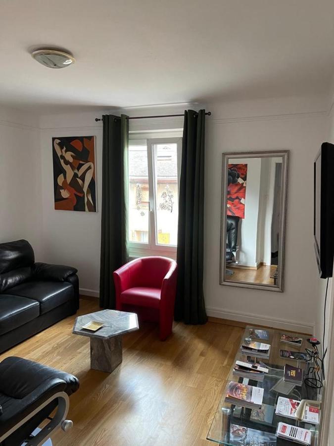 schone wohnung in sierre Exterior foto