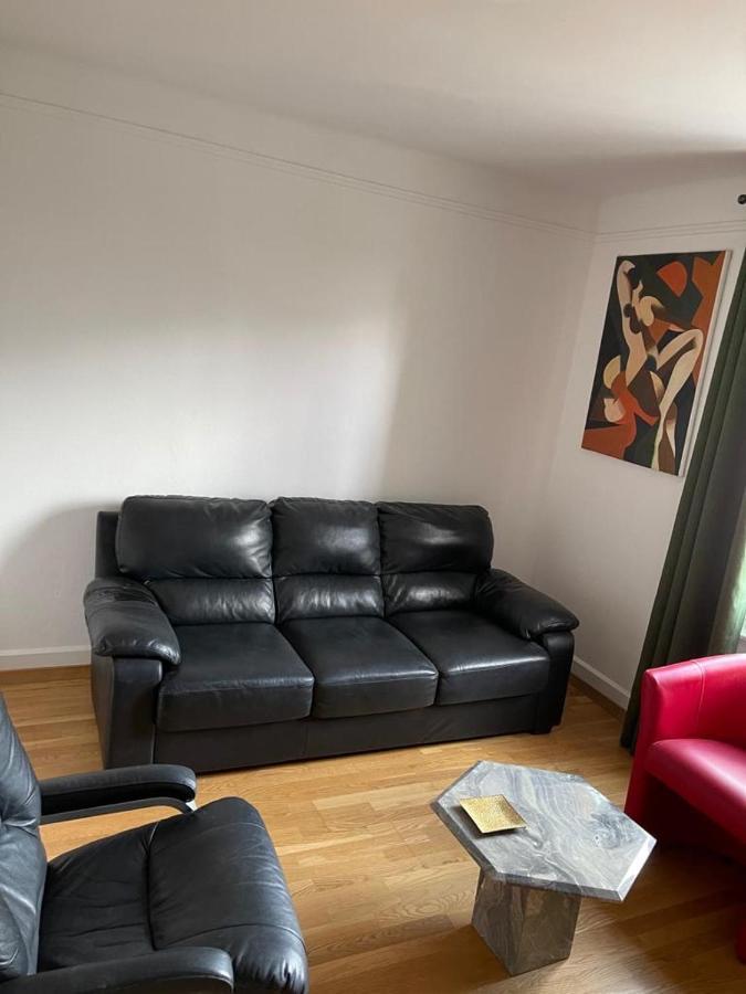 schone wohnung in sierre Exterior foto